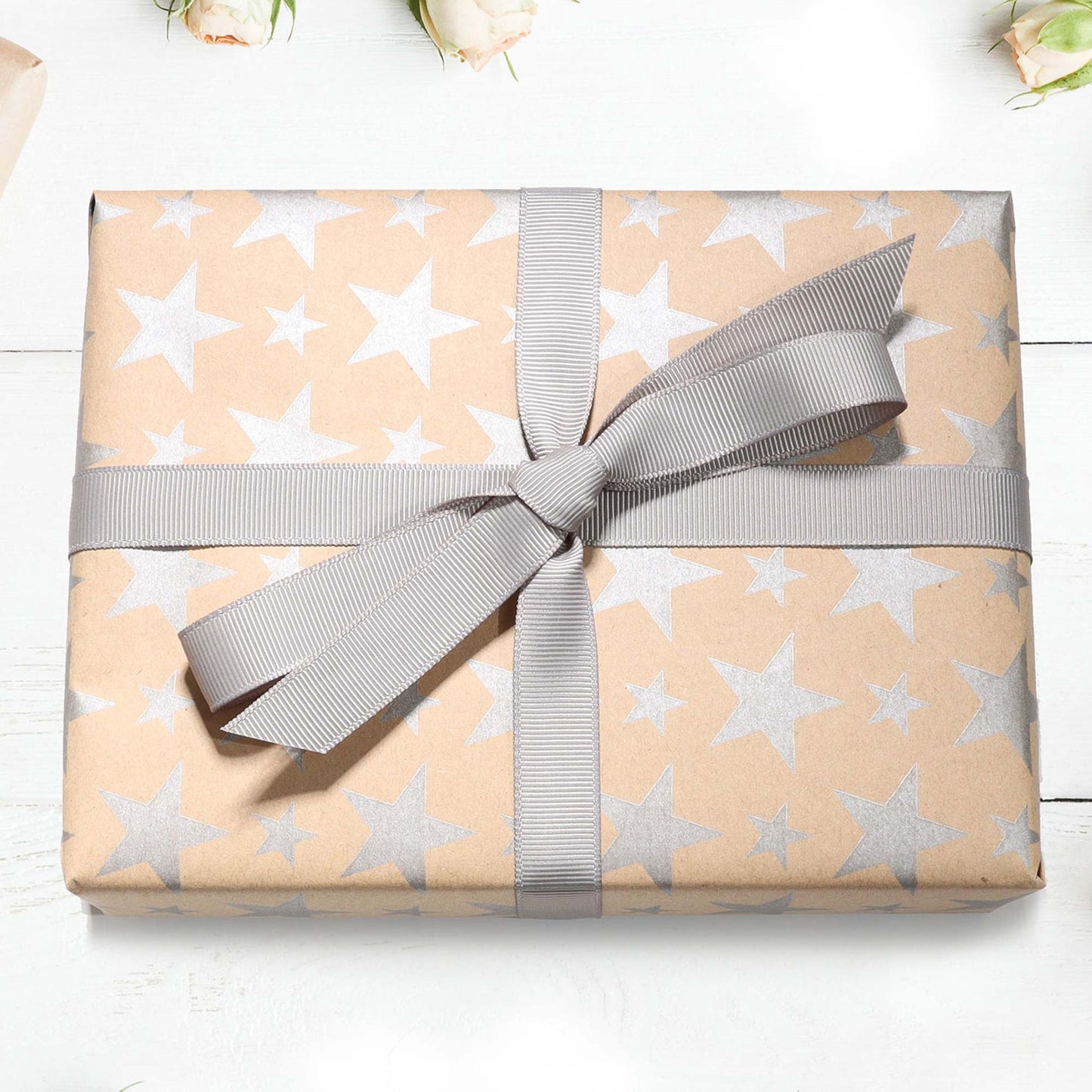 Floral Scented Candle Gift Set with 8 Wax Melts